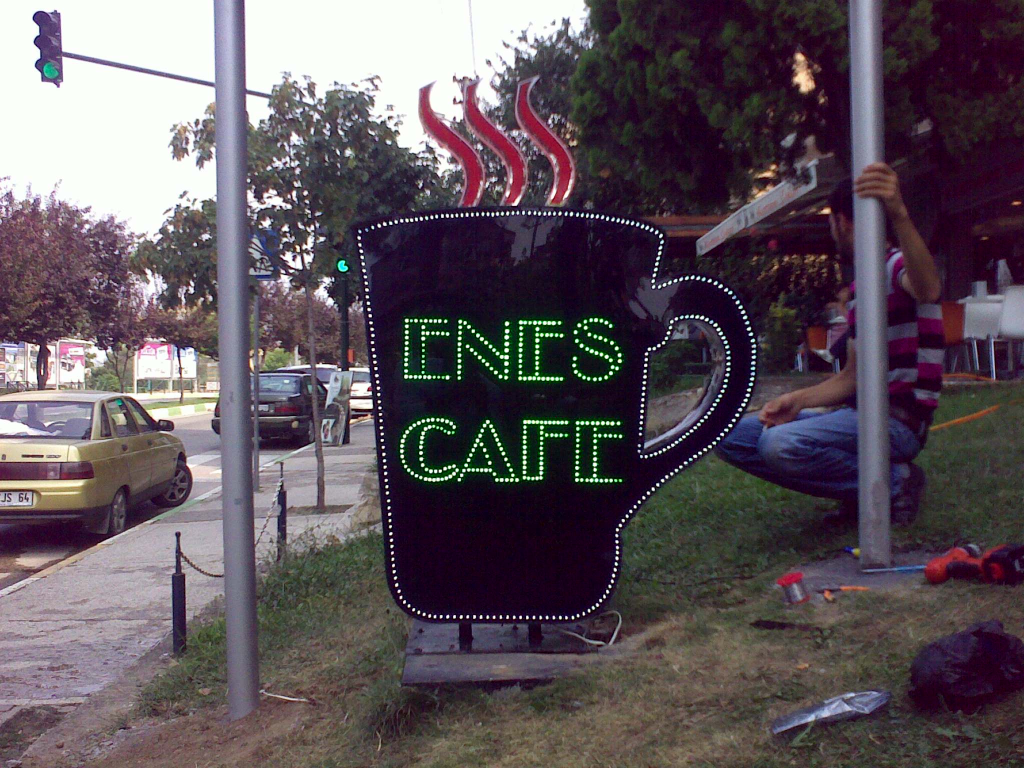 ENES CAFE 3.jpg